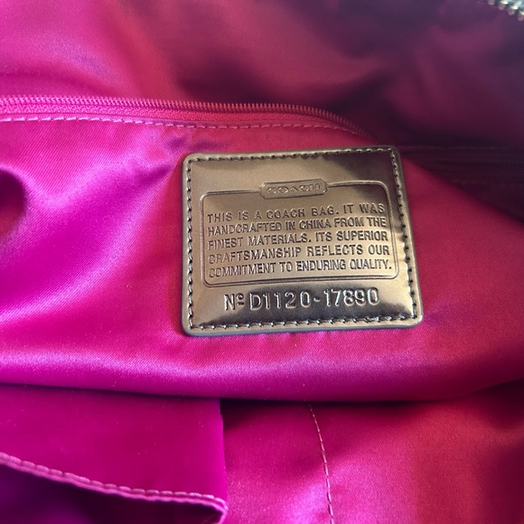 COACH Poppy Signature Tote Shoulder Bag - Picture 4 of 5